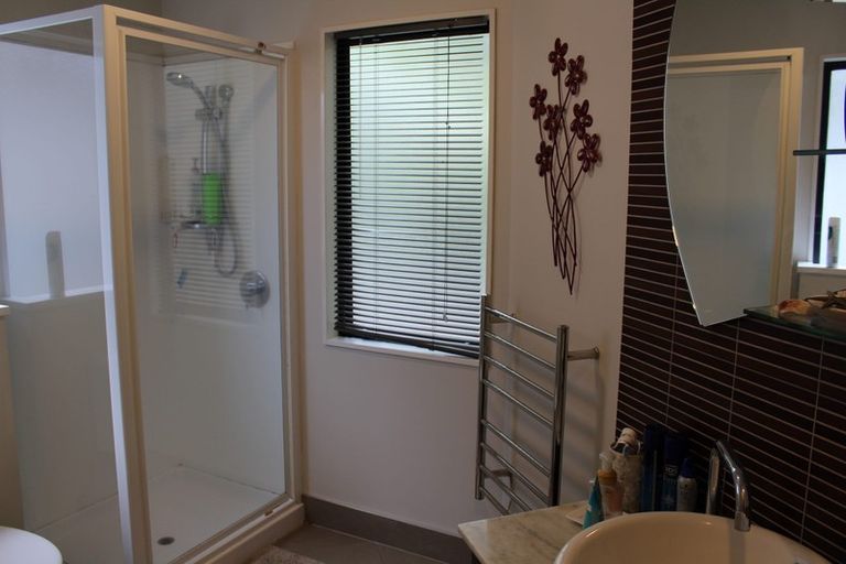 Photo of property in 61a Howe Street, Howick, Auckland, 2014