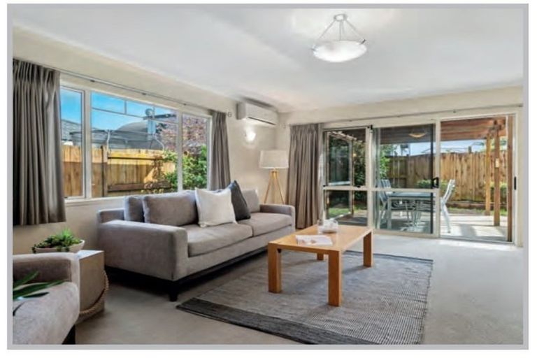 Photo of property in 51 Gravatt Road, Papamoa Beach, Papamoa, 3118