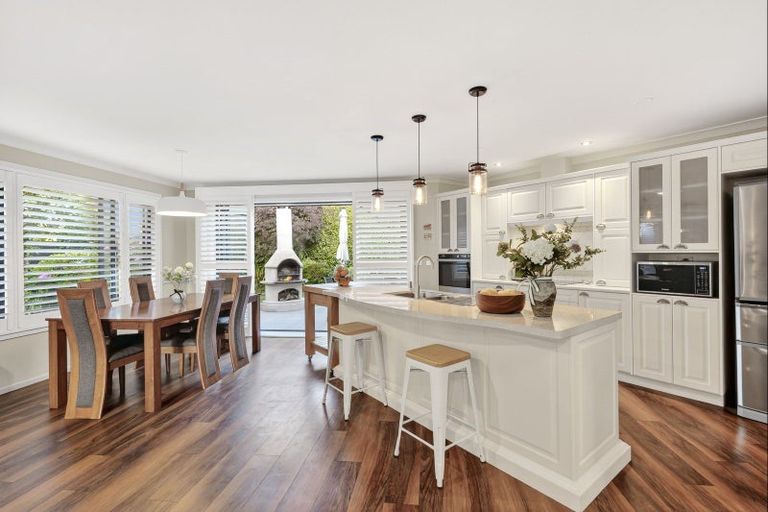 Photo of property in 4 Cooper Crescent, Cambridge, 3434