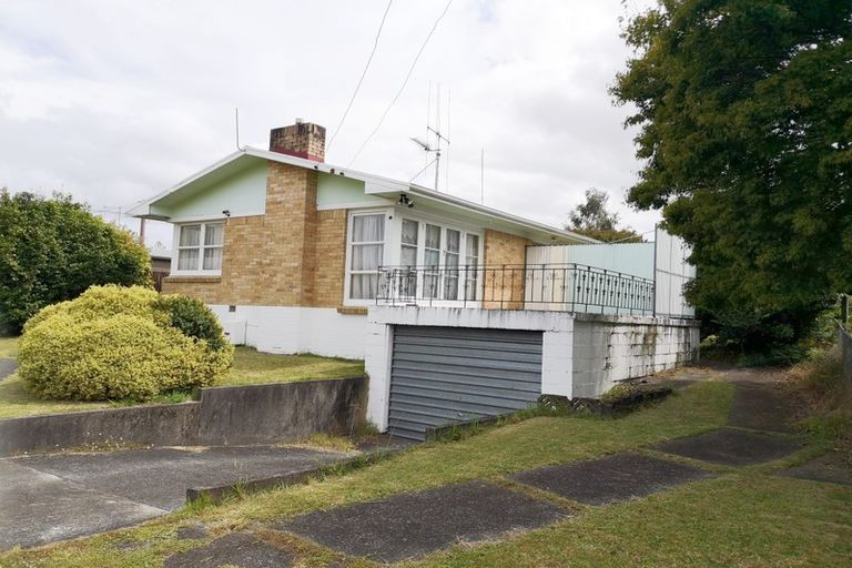 Photo of property in 33 Morris Road, Hillcrest, Hamilton, 3216
