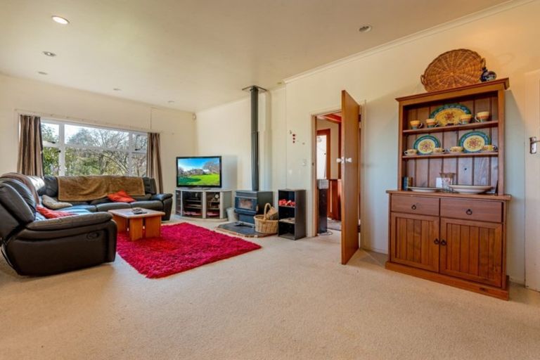 Photo of property in 619 Poplar Road, Opiki, Palmerston North, 4474