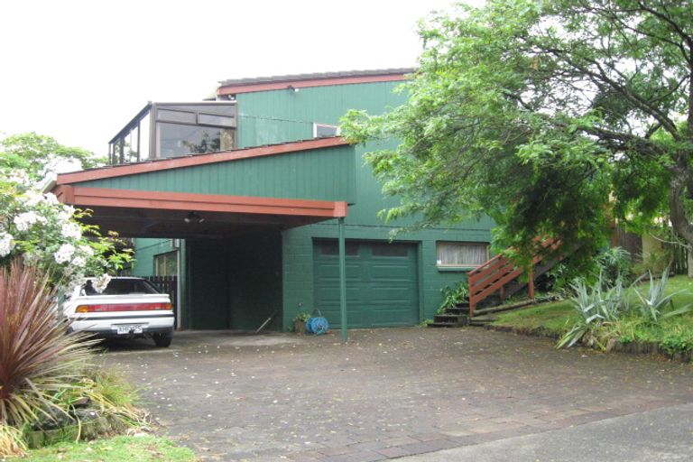 Photo of property in 62 Ridgemount Rise, Mangere Bridge, Auckland, 2022