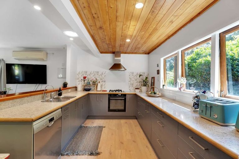 Photo of property in 165 Kaimarama Road, Kaimarama, Whitianga, 3591