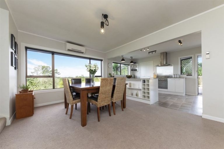 Photo of property in 93 James Mackie Road, Helensville, 0875