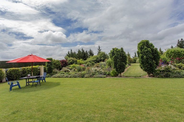 Photo of property in 967 North Eyre Road, West Eyreton, Rangiora, 7475