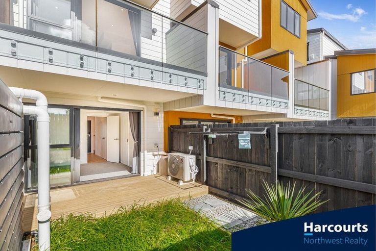 Photo of property in 15/28 Lavelle Road, Henderson, Auckland, 0612