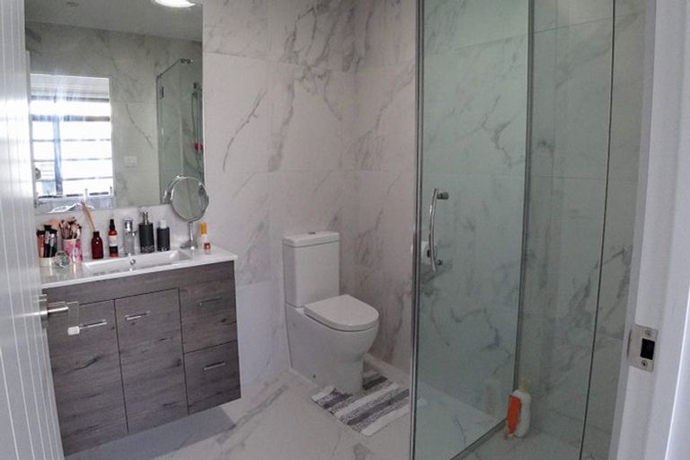 Photo of property in 22 Bight Road, Long Bay, Auckland, 0630