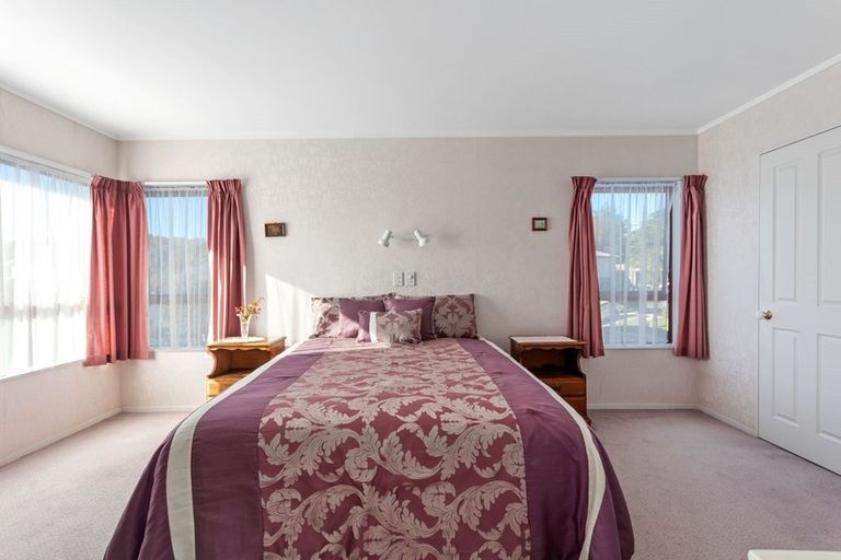 Photo of property in 14 Appleby Rise, Whakatane, 3120