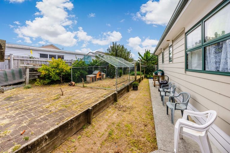 Photo of property in 10 Ferndown Avenue, Papatoetoe, Auckland, 2025
