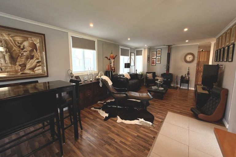 Photo of property in 101 Seaward Road, Edendale, 9825