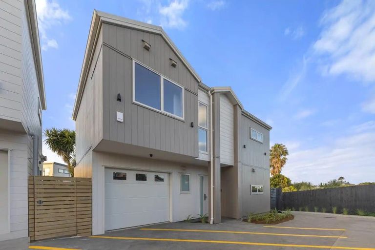 Photo of property in 20 Barrie Avenue, Papatoetoe, Auckland, 2025