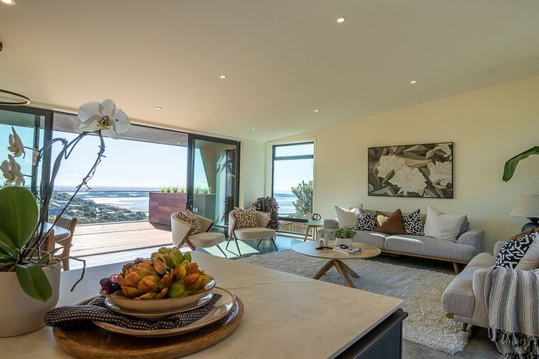 Photo of property in 3 John Monck Lane, Redcliffs, Christchurch, 8081