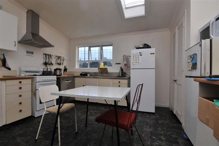 Photo of property in 81 Hill Street, Thorndon, Wellington, 6011