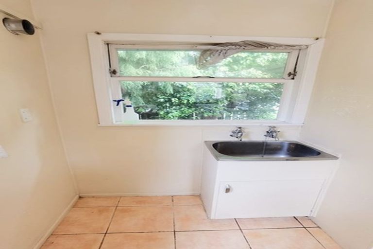 Photo of property in 197 Pakuranga Road, Pakuranga, Auckland, 2010