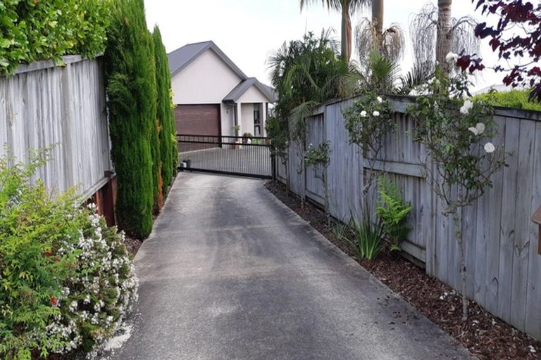 Photo of property in 24 Dayna Avenue, Ohauiti, Tauranga, 3112