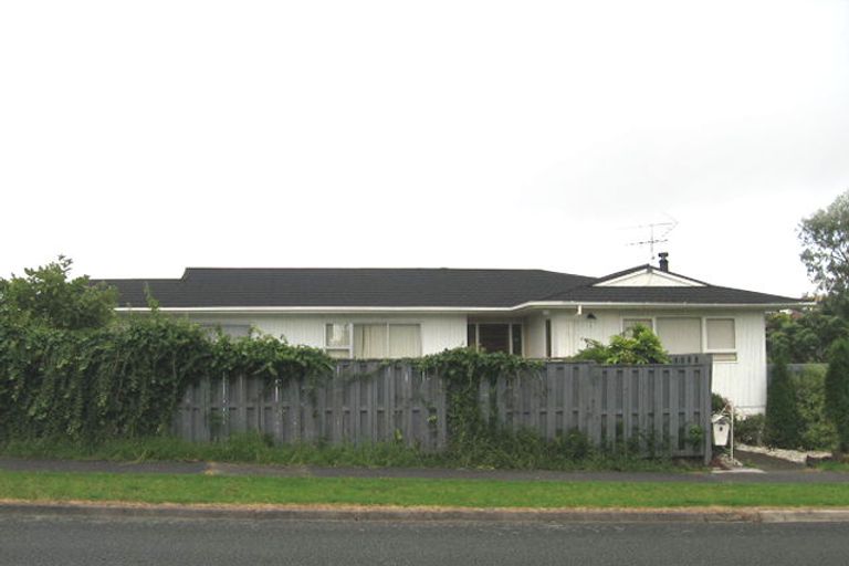 Photo of property in 5 Porritt Avenue, Chatswood, Auckland, 0626