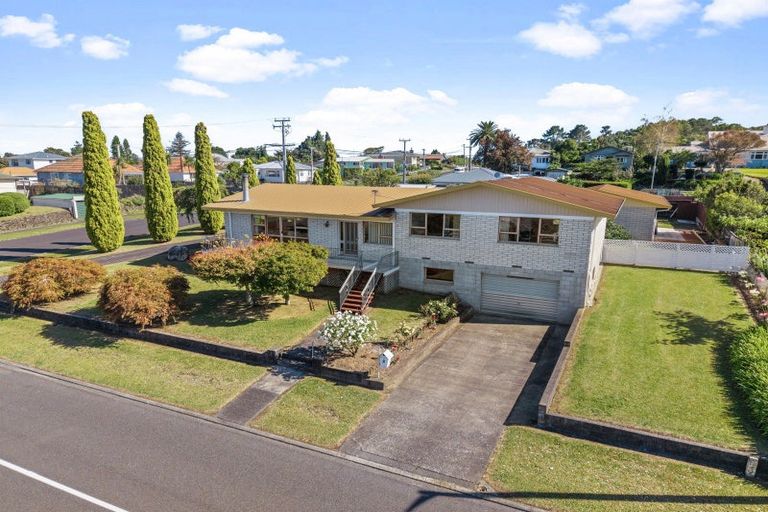 Photo of property in 2 Prospect Terrace, Paeroa, 3600
