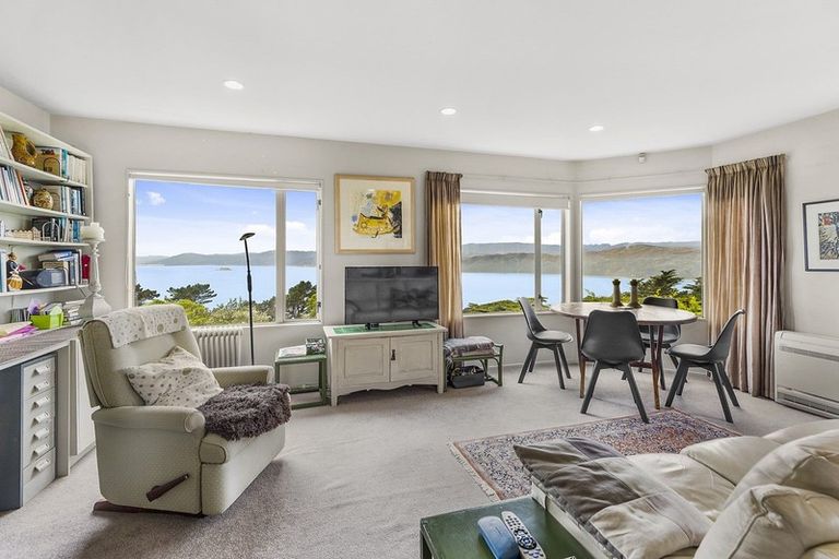 Photo of property in 13 Signallers Grove, Strathmore Park, Wellington, 6022