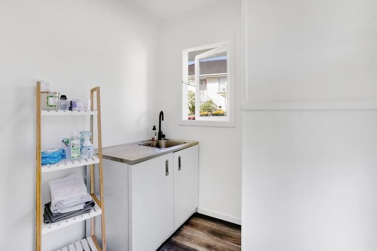 Photo of property in 51 Velvet Crescent, Otara, Auckland, 2023