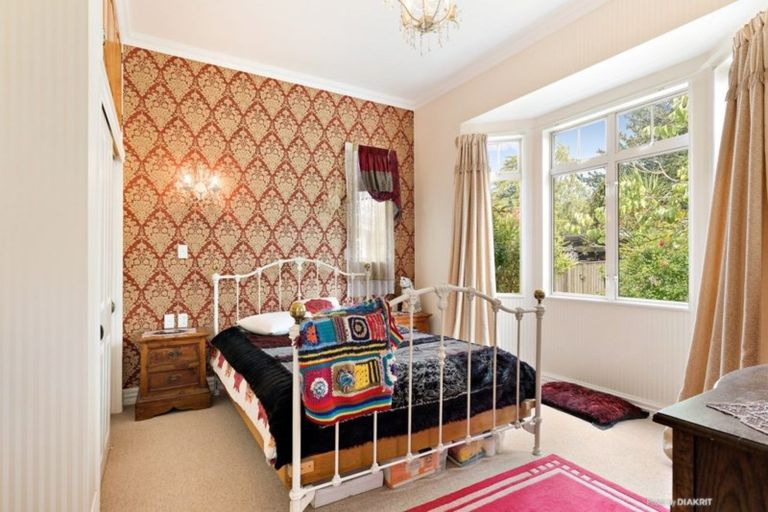 Photo of property in 208 Main Street, Greytown, 5712