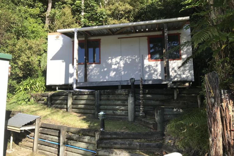 Photo of property in 19 Tombleson Road, Lake Rotoma, Rotorua, 3074