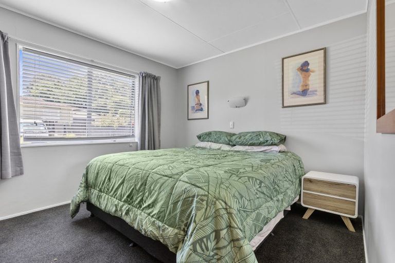 Photo of property in 2/23 Tahurangi Place, Spotswood, New Plymouth, 4310
