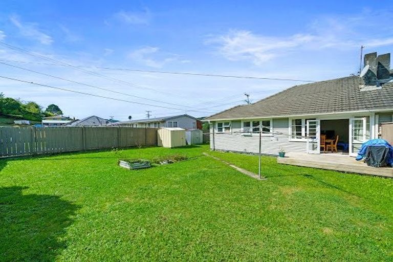 Photo of property in 306 George Street, Stokes Valley, Lower Hutt, 5019