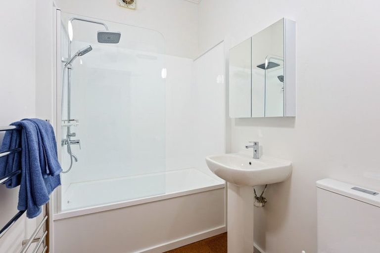 Photo of property in 321 Te Horo Beach Road, Te Horo Beach, Otaki, 5581