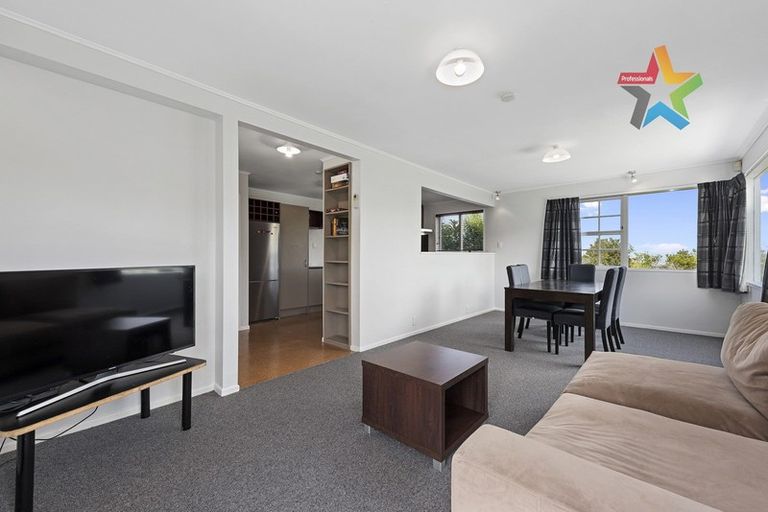 Photo of property in 63 Waipounamu Drive, Kelson, Lower Hutt, 5010