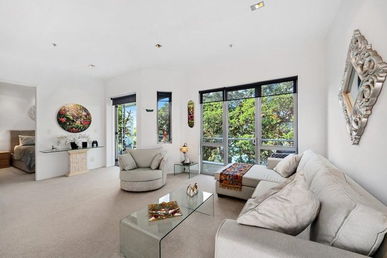 Photo of property in 1/7 The Promenade, Takapuna, Auckland, 0622
