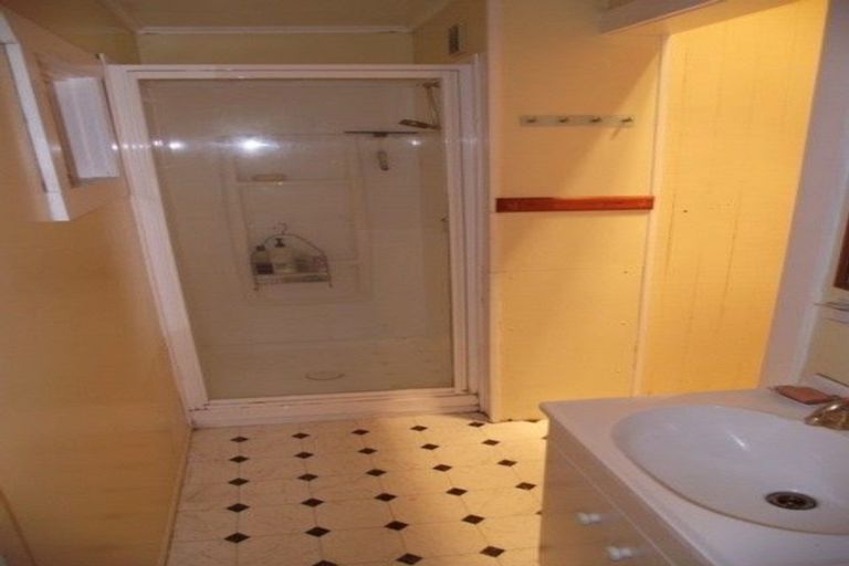 Photo of property in 12 French Street, Moturoa, New Plymouth, 4310