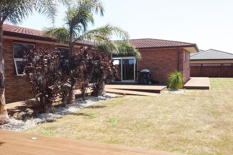 Photo of property in 9 Jules Crescent, Bell Block, New Plymouth, 4312