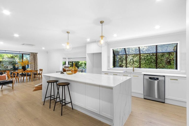 Photo of property in 323a Withells Road, Avonhead, Christchurch, 8042