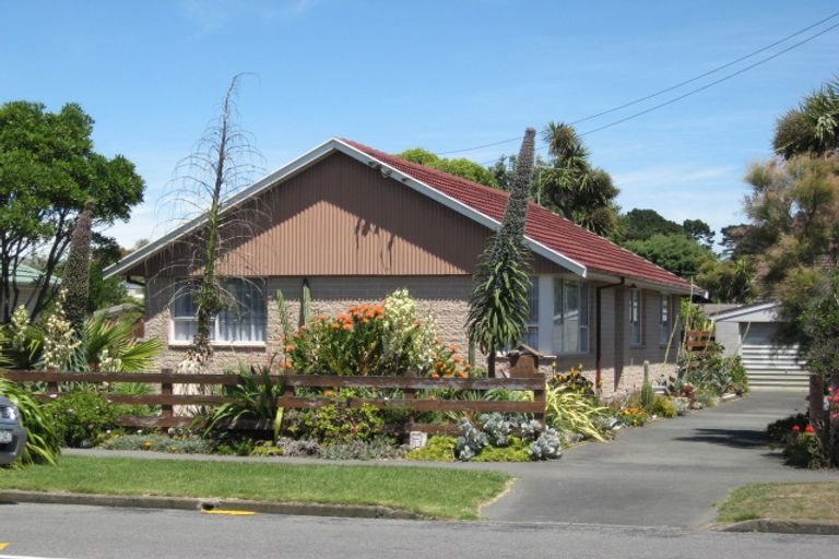 Photo of property in 386 Pine Avenue, South New Brighton, Christchurch, 8062