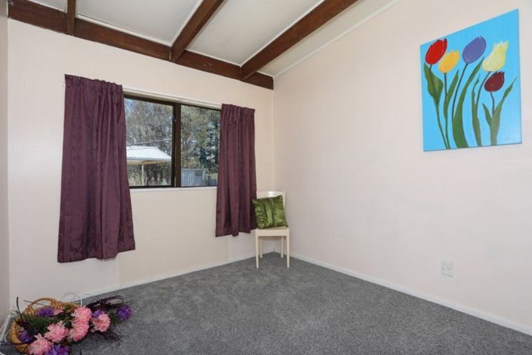 Photo of property in 10 Vera Street, Marton, 4710