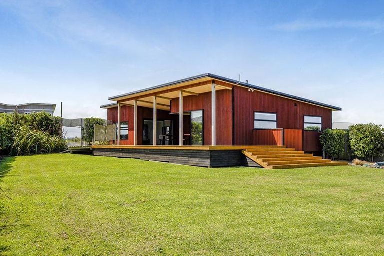 Photo of property in 284 Tai Road, Opunake, 4681