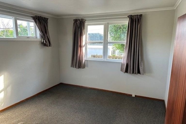 Photo of property in 9 Winifred Avenue, Bayview, Auckland, 0629
