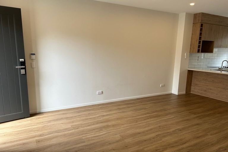 Photo of property in 5/22 Coniston Avenue, Te Atatu South, Auckland, 0610