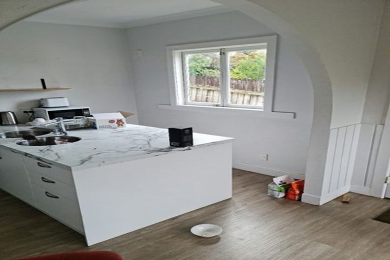 Photo of property in 310 West Coast Road, Glen Eden, Auckland, 0602