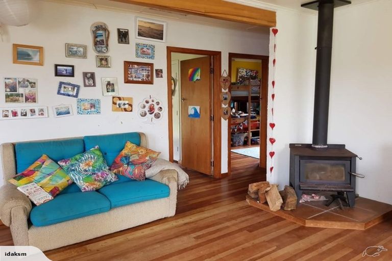 Photo of property in 12a Carthew Street, Okato, 4335