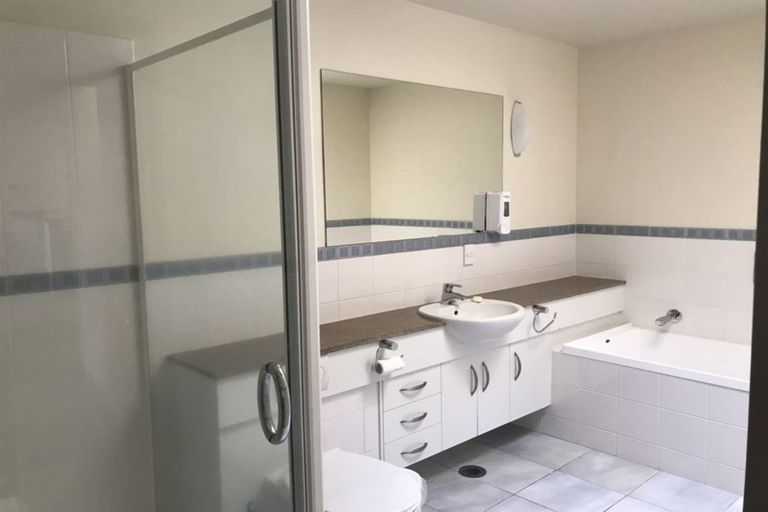 Photo of property in 36 Victoria Road, Mount Maunganui, 3116