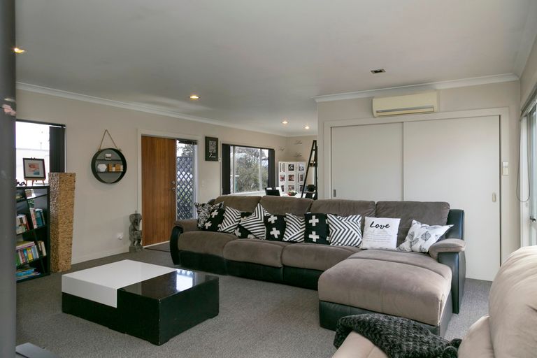 Photo of property in 2/194 Tamamutu Street, Taupo, 3330