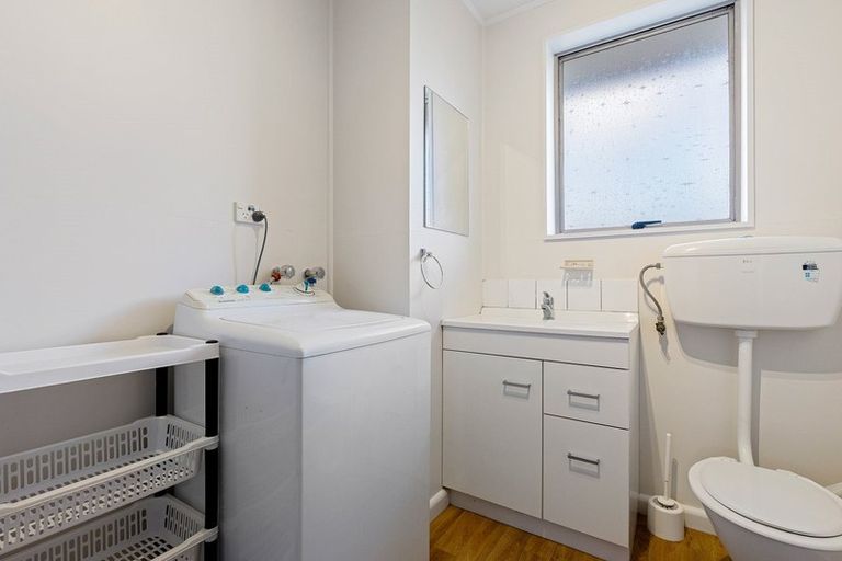 Photo of property in 3/5 Division Street, Riccarton, Christchurch, 8041