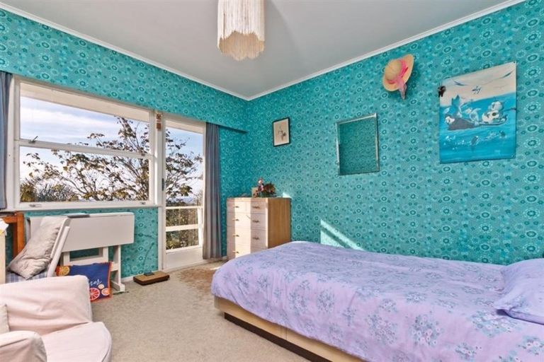 Photo of property in 269 East Coast Road, Mairangi Bay, Auckland, 0630