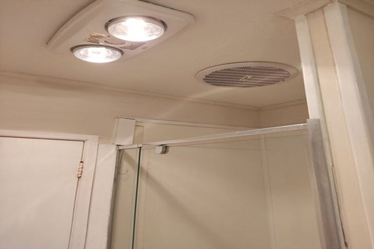 Photo of property in 31 Hobart Crescent, Wattle Downs, Auckland, 2103