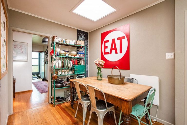 Photo of property in 39 Hudson Street, Island Bay, Wellington, 6023