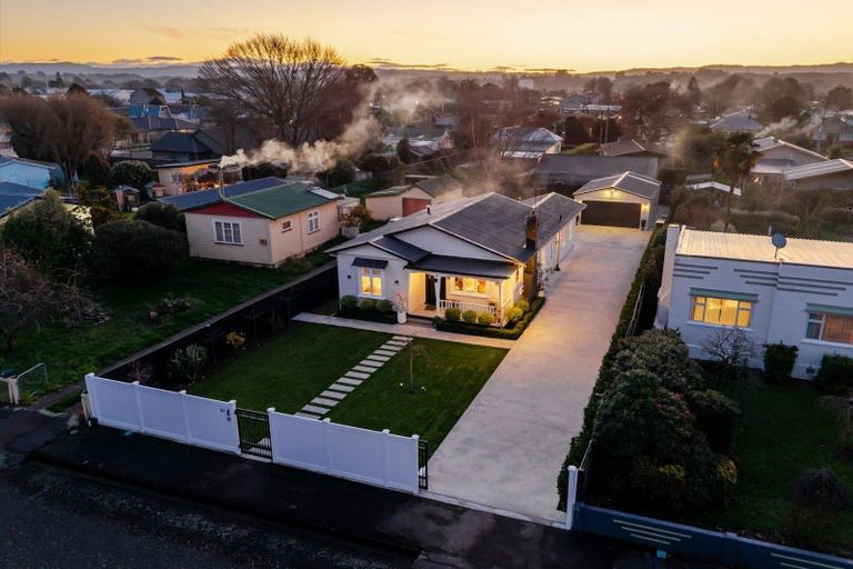 Photo of property in 10 Huxley Street, Pahiatua, 4910