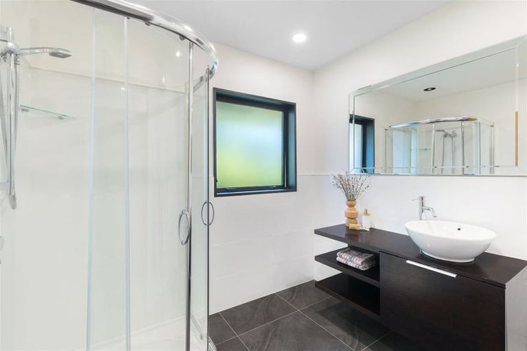 Photo of property in 2/193 Weston Road, St Albans, Christchurch, 8052