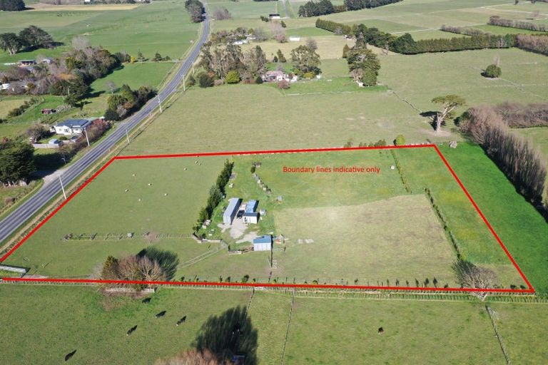 Photo of property in 81974 State Highway 2, Pahiatua, 4984