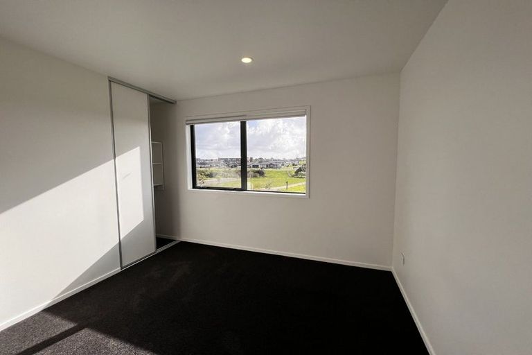 Photo of property in 33 Jutland Road, Pukekohe, 2120